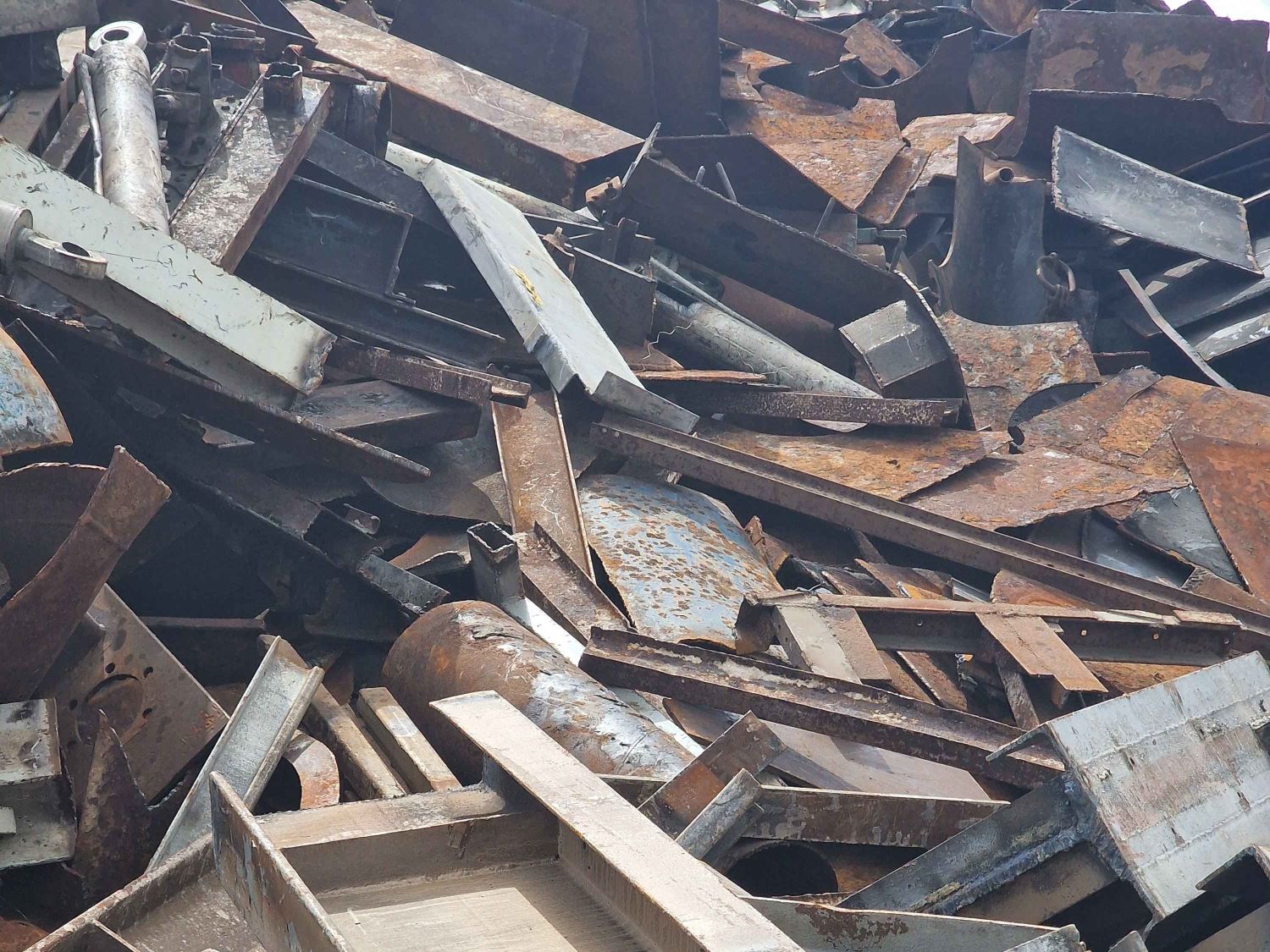 Plate and Structural steel scrap (PNS)